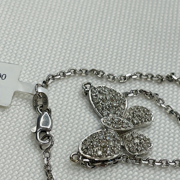 14KT White Gold Pave Diamond Butterfly Pendant Necklace